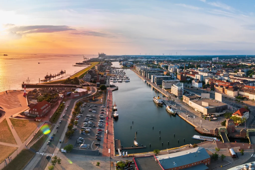 Abendlicher Städteüberblick in Bremen für Berry Escort Bremen